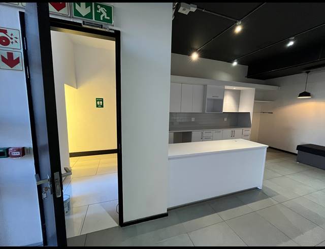 250M² OFFICE TO LET IN OBSERVATORY